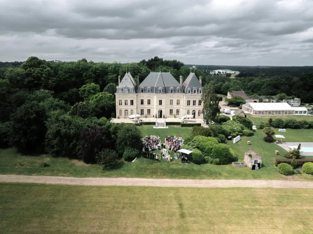 Vue aérienne du Château Fengari à Clérac