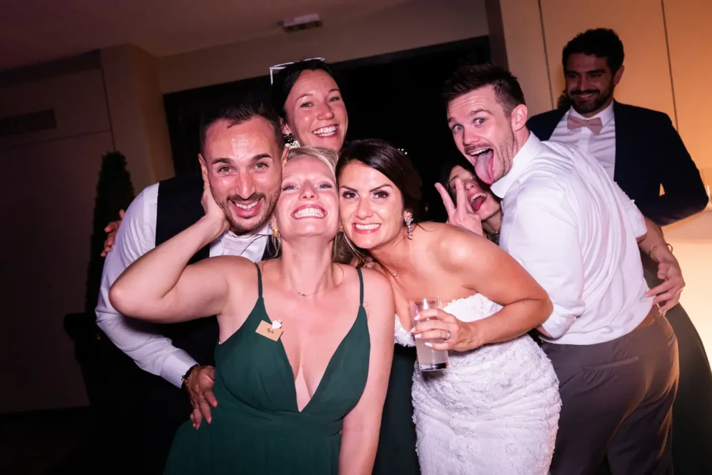 Soirée festive sur la piste de danse au Château Grattequina