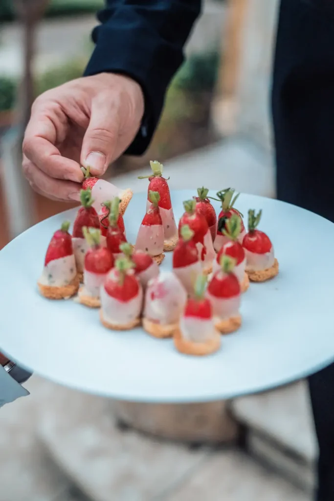Pièces cocktail servies au vin d’honneur