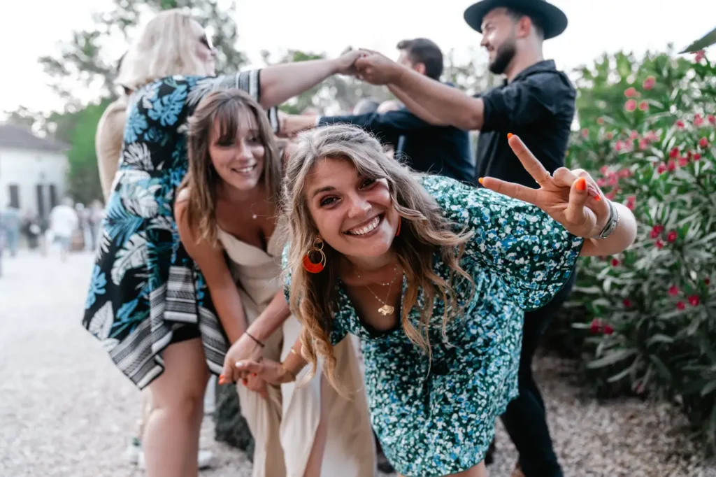 Ambiance festive lors de la réception au Domaine de la Vallade