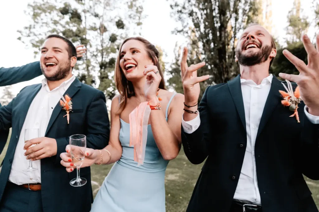 Ambiance festive lors du cocktail au Domaine de Ségur