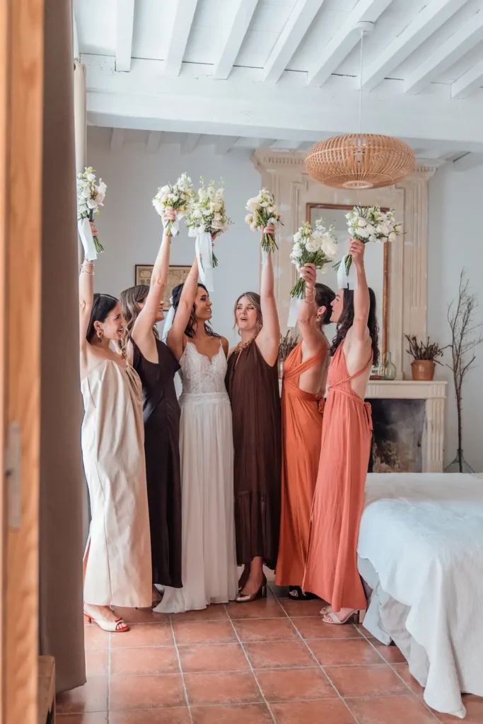 Préparatifs des demoiselles d’honneur