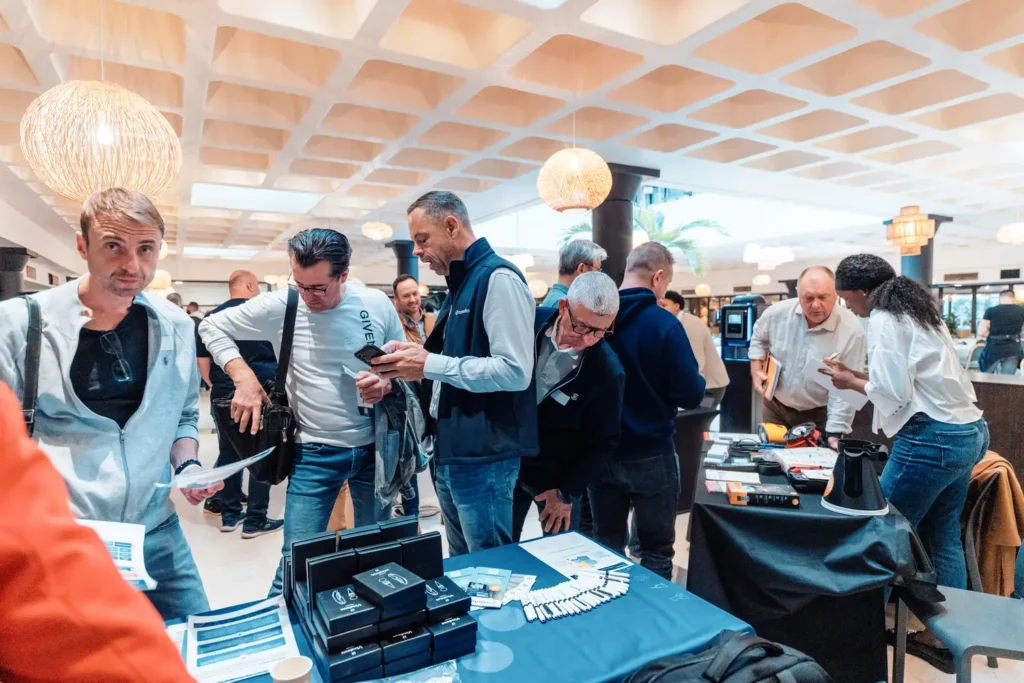 présentation de matériel professionnel sur stand événementiel